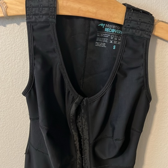 Marena Recovery Compression Garment tank to knee 1 piece Post surgery -shapewear - Picture 14 of 17